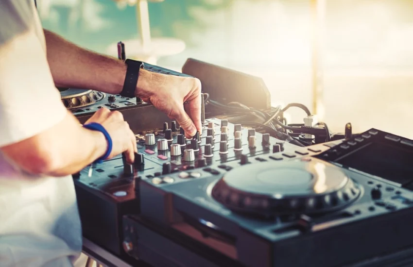 Con ART BEATS i Musei di Bologna vibrano di musica elettronica