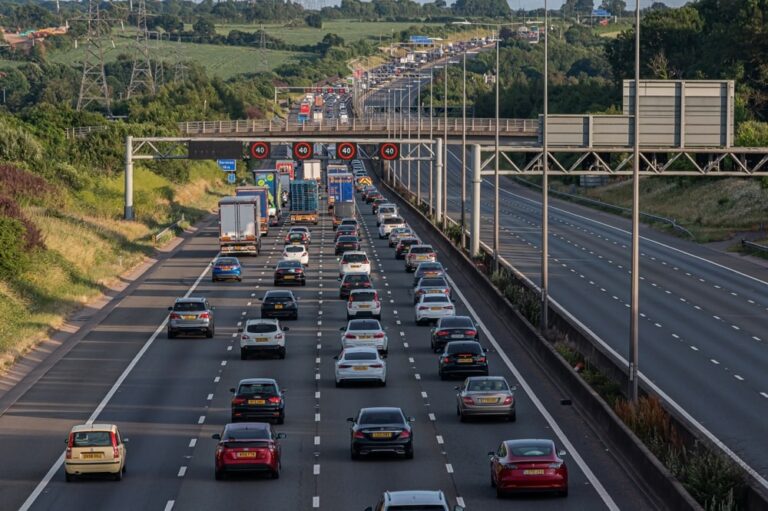 Rinnovo della patente, nel Regno Unito raddoppiano gli automobilisti over 90