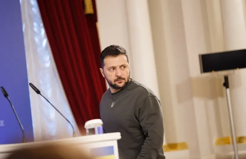 Zelensky nel mirino del drone russo, per fonti della presidenza ucraina “ricostruzione esagerata”