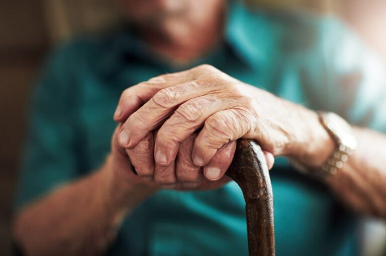 Il 17% degli over 65 vive in condizioni di fragilità: i dati dell’Istituto Superiore di Sanità