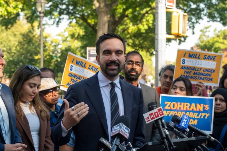 New York, urne aperte per il nuovo sindaco: favorito il democaratico Mamdani
