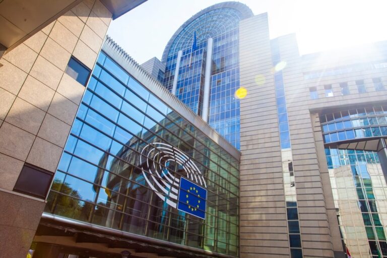 Transizione ecologica in Italia: l’UE rivela un buco da 8,3 miliardi di euro l’anno